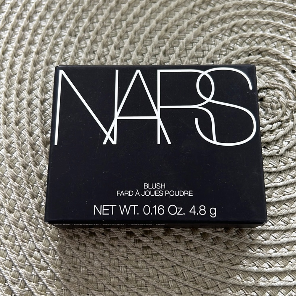 *SOLD* NARS blush - Picture 1 of 4
